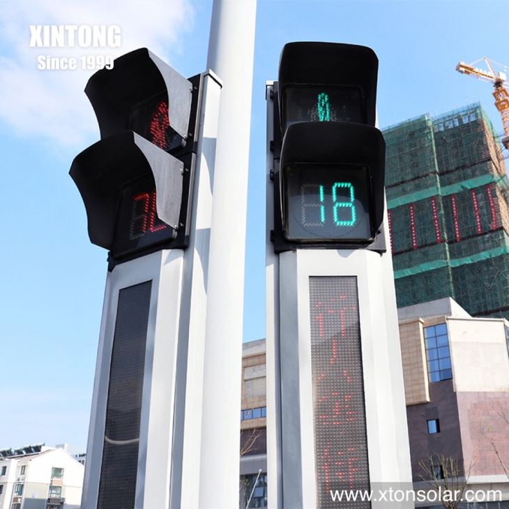 4.5m Integrated Pedestrian Traffic Light