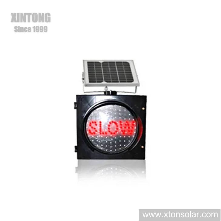 Solar Power Flashing Warning Traffic Light With Solar Panel Solar Power Flashing Warning Traffic Light With Solar Panel